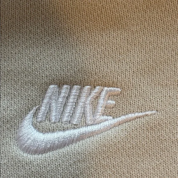 Nike Men's Hoodie in Soft Cream size small oversized will fit up to large nwot - Picture 3 of 12